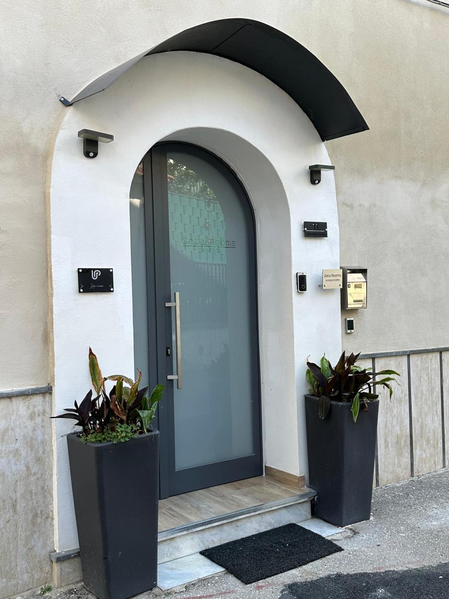 Zeta Rooms Caserta Exterior foto
