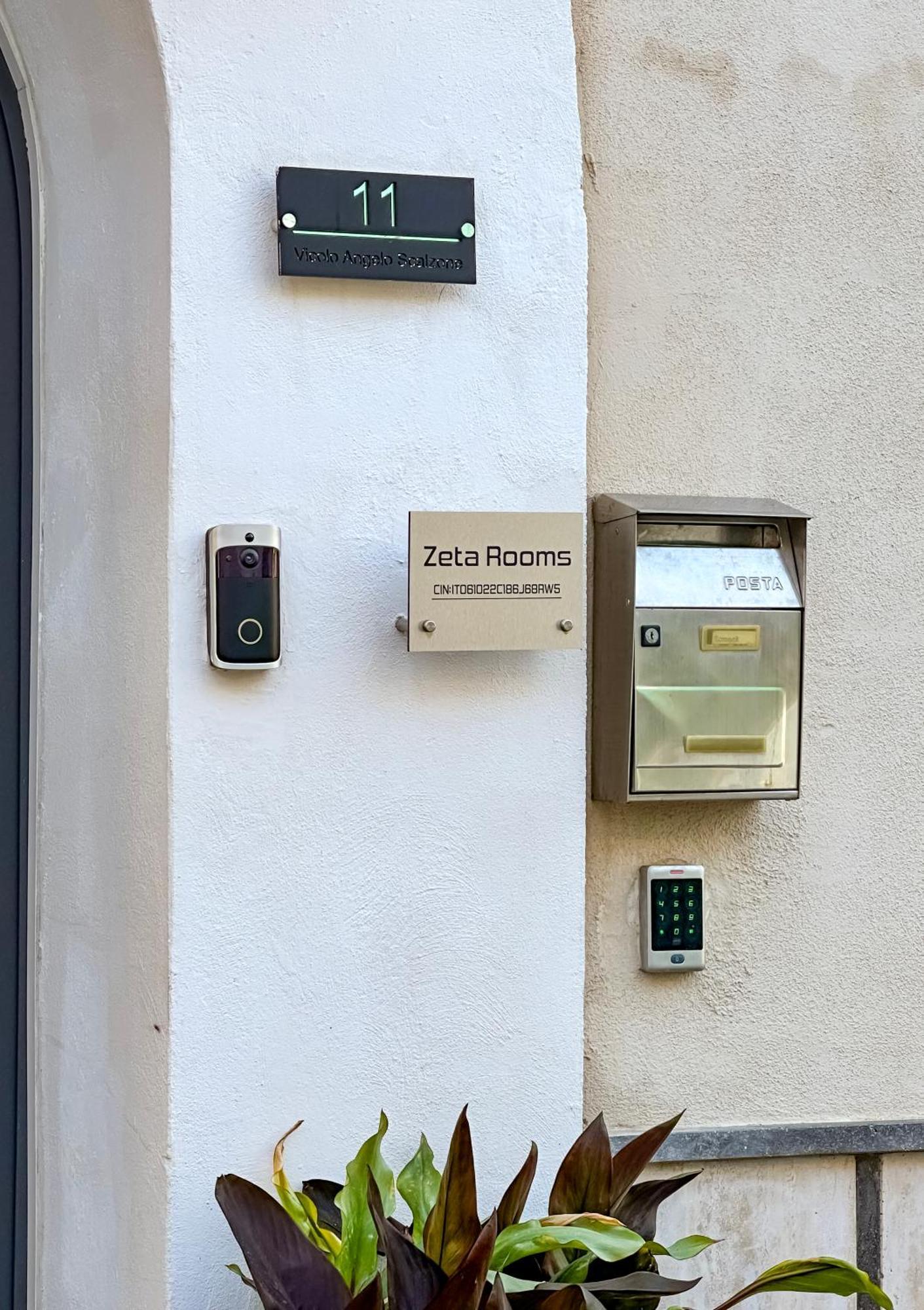 Zeta Rooms Caserta Exterior foto